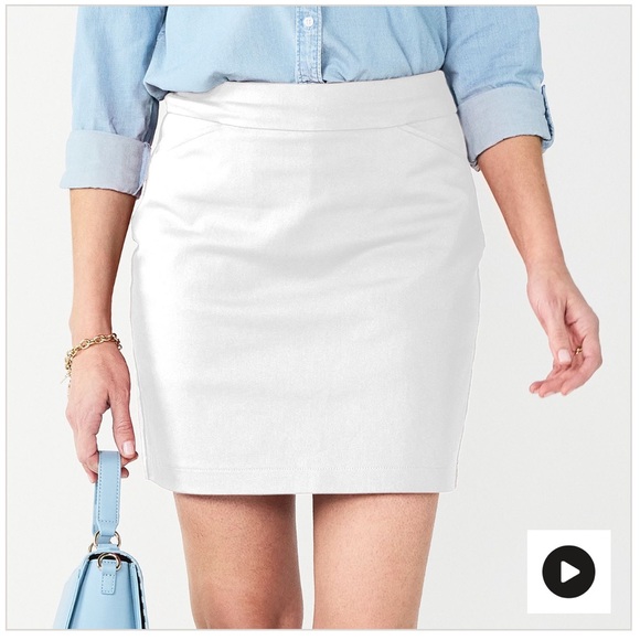 Croft & Barrow Classic White Skort - Picture 1 of 5